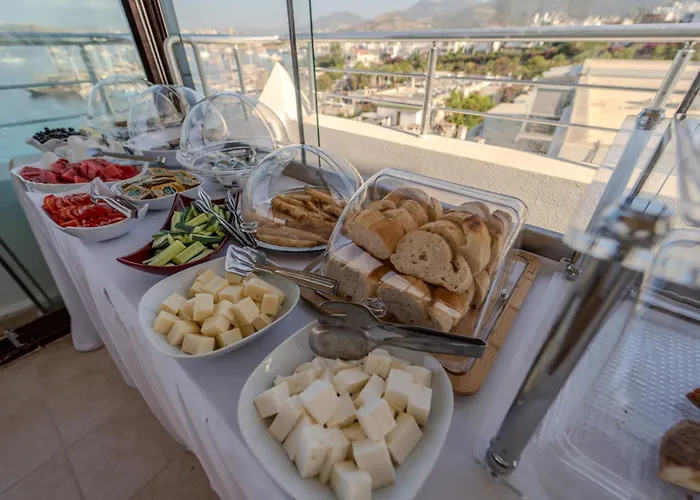 Mia Hill Suites
